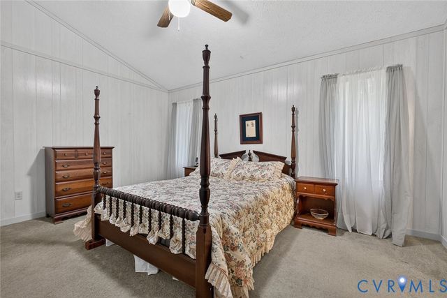 8281 Burnside Dr, Mechanicsville, VA 23116