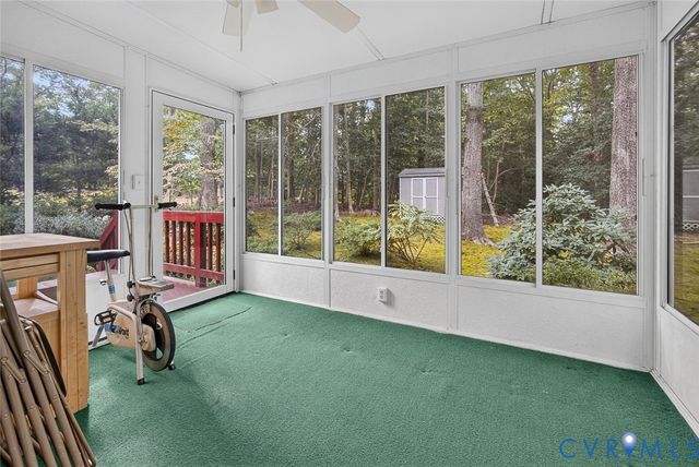 8281 Burnside Dr, Mechanicsville, VA 23116
