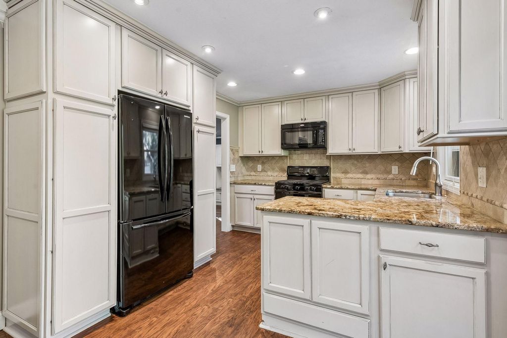 308 Monroe Avenue S, Edina, MN 55343 — photo 5