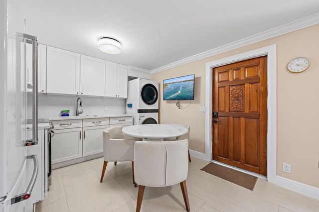 447 27TH Street, West Palm Beach, FL 33407