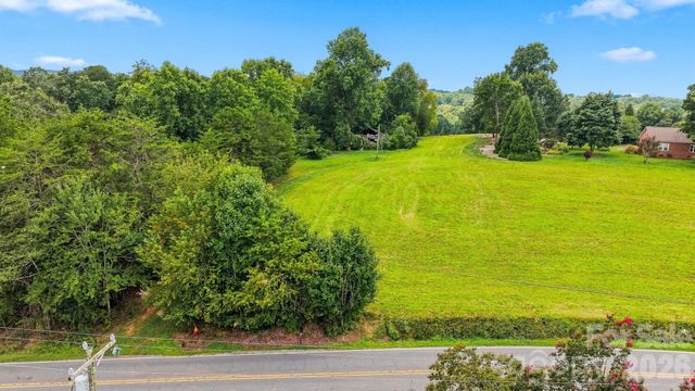 2122 Enon Road, Morganton, NC 28655