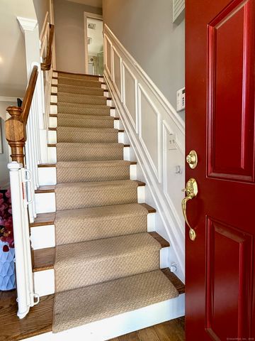 5 Crocus Lane, Norwalk, CT 06851