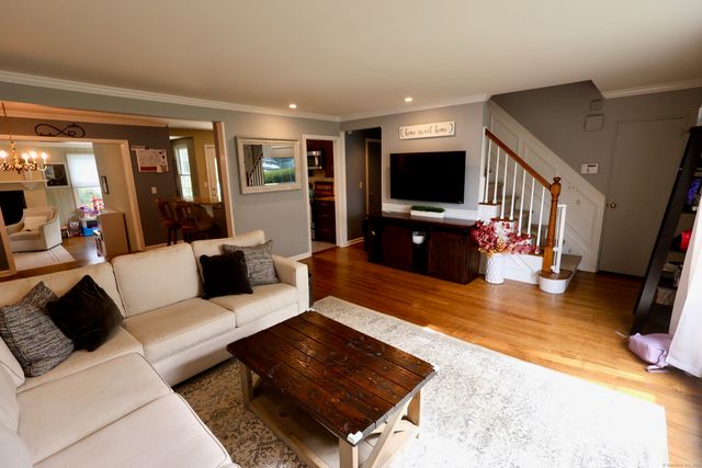 5 Crocus Lane, Norwalk, CT 06851