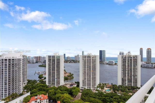 2000 Island Blvd PH-5, Aventura, FL 33160