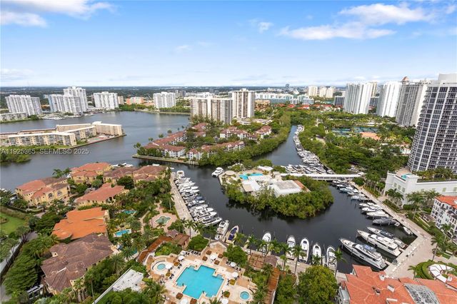 2000 Island Blvd PH-5, Aventura, FL 33160