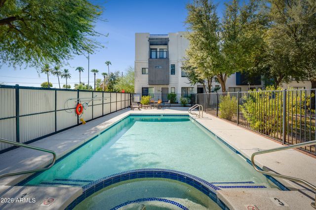 7841 N 21st Avenue, Phoenix, AZ 85021
