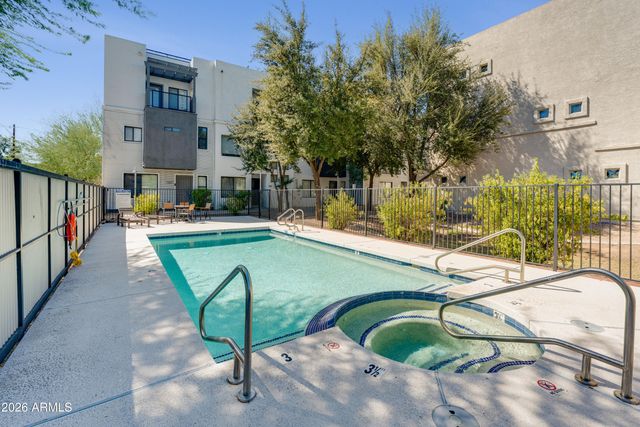 7841 N 21st Avenue, Phoenix, AZ 85021