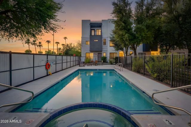7841 N 21st Avenue, Phoenix, AZ 85021