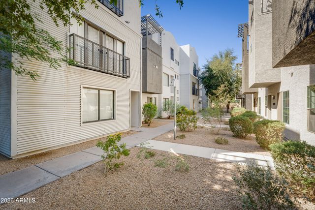7841 N 21st Avenue, Phoenix, AZ 85021