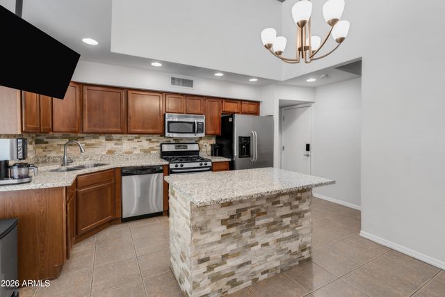 7841 N 21st Avenue, Phoenix, AZ 85021