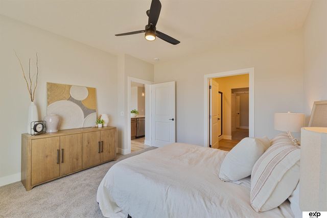 12003 S 114th Avenue, Papillion, NE 68046