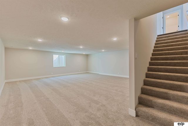 12003 S 114th Avenue, Papillion, NE 68046