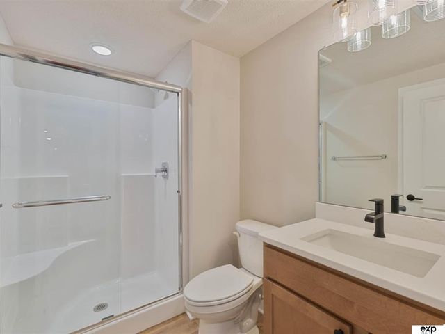 12003 S 114th Avenue, Papillion, NE 68046