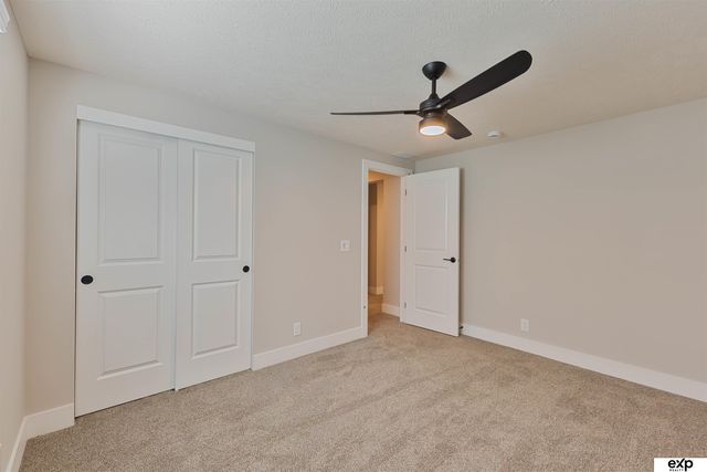 12003 S 114th Avenue, Papillion, NE 68046