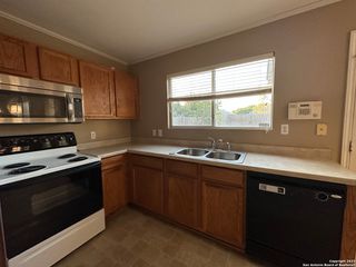 8019 Rio Niebla, San Antonio, TX 78249