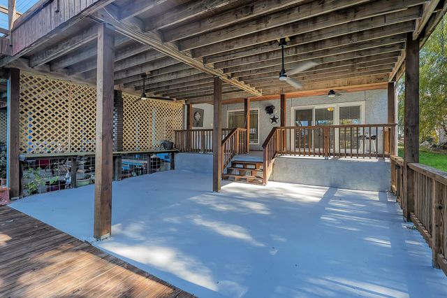 125 Capetown, Conroe, TX 77356