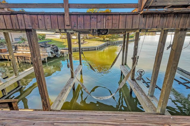 125 Capetown, Conroe, TX 77356