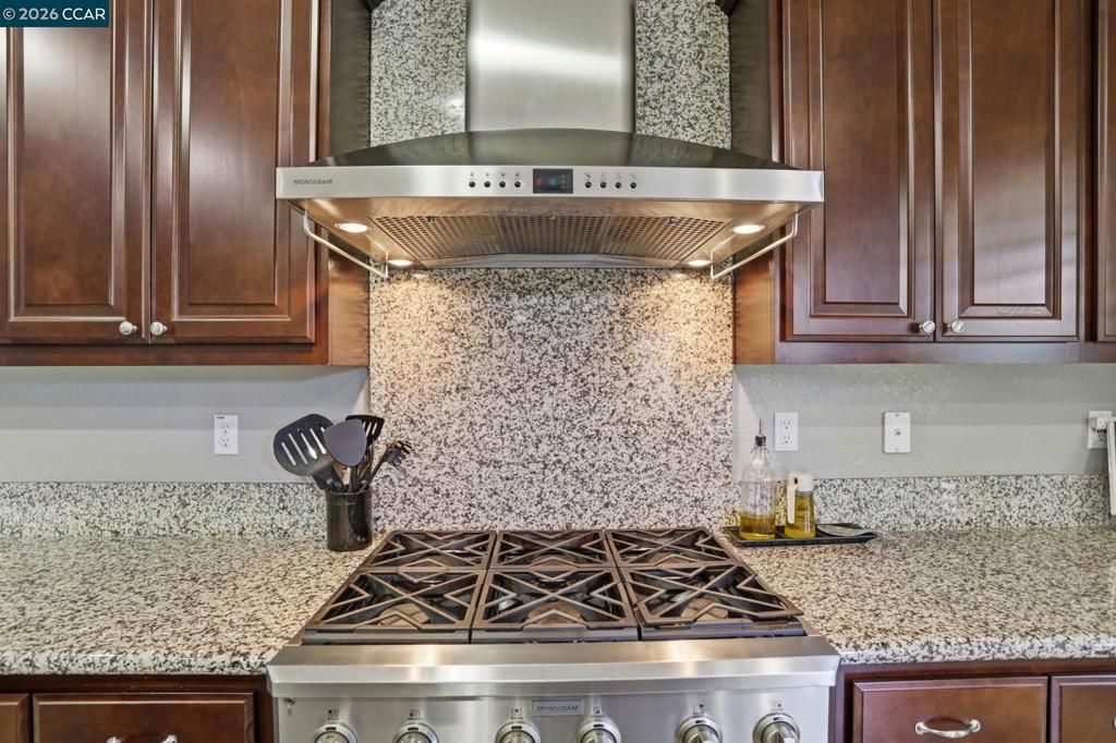Image 17 of property listing at 5036 Turnbridge Ct, Vacaville, CA 95687