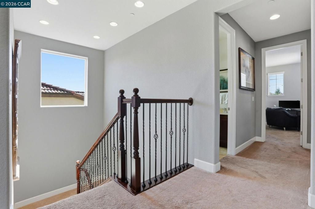Image 33 of property listing at 5036 Turnbridge Ct, Vacaville, CA 95687