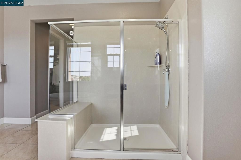 Image 43 of property listing at 5036 Turnbridge Ct, Vacaville, CA 95687