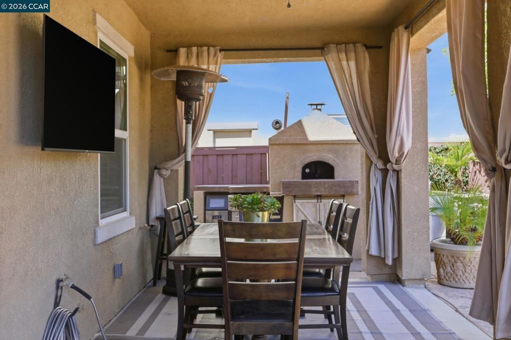 Image 52 of property listing at 5036 Turnbridge Ct, Vacaville, CA 95687