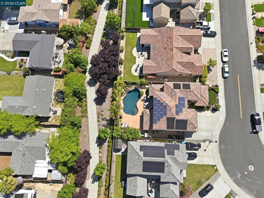 Image 75 of property listing at 5036 Turnbridge Ct, Vacaville, CA 95687
