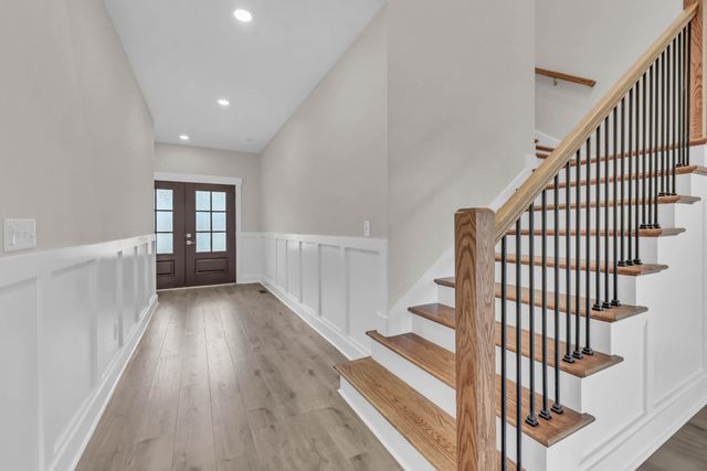 463 Spiderwort Dr, Clarksville, TN 37043