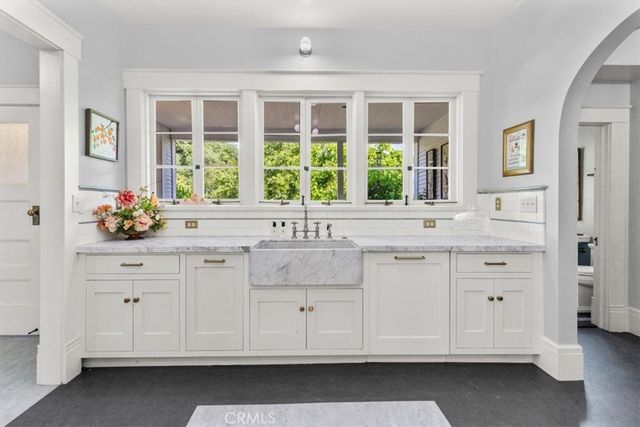 1012 W Highland Ave., Redlands, CA 92373
