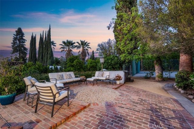 1012 W Highland Ave., Redlands, CA 92373