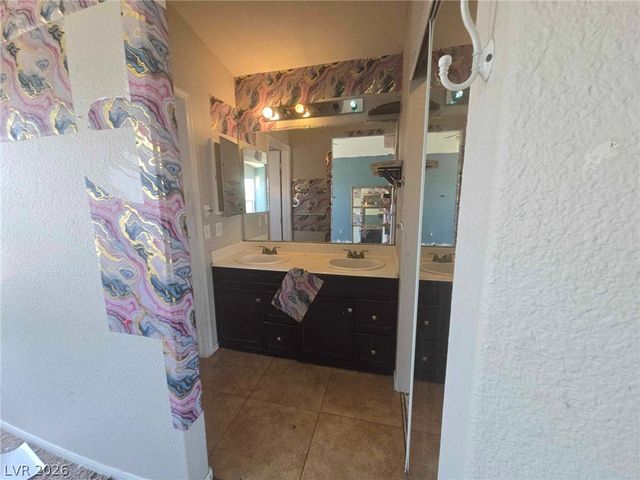 4803 Via Maria Court, North Las Vegas, NV 89031