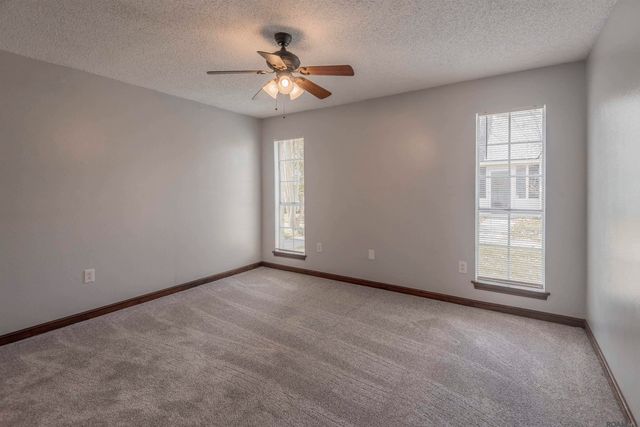 11054 Red Oak Dr, Baton Rouge, LA 70815