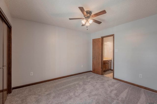 11054 Red Oak Dr, Baton Rouge, LA 70815