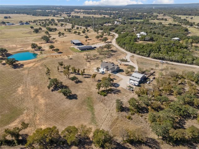 805 Carter Lane, Santo, TX 76472