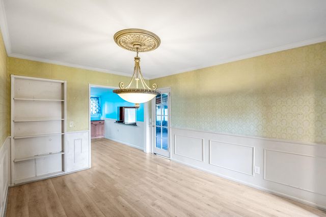 4708 W Hurley Avenue, Visalia, CA 93291