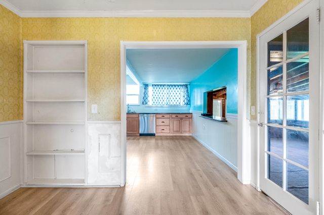 4708 W Hurley Avenue, Visalia, CA 93291