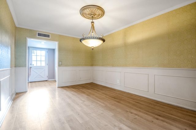 4708 W Hurley Avenue, Visalia, CA 93291