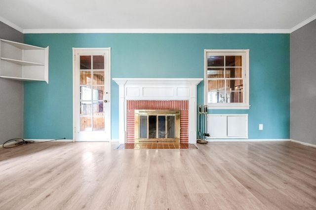 4708 W Hurley Avenue, Visalia, CA 93291