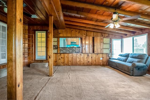 4708 W Hurley Avenue, Visalia, CA 93291