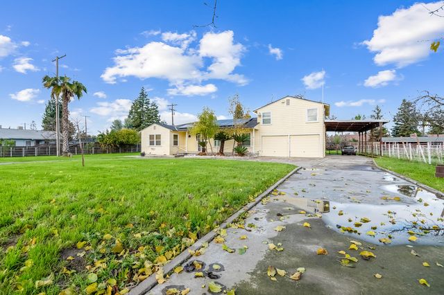 4708 W Hurley Avenue, Visalia, CA 93291