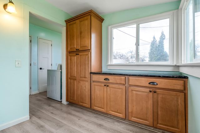 4708 W Hurley Avenue, Visalia, CA 93291