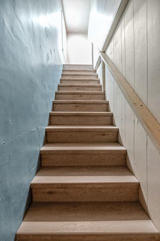 4708 W Hurley Avenue, Visalia, CA 93291