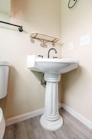 4708 W Hurley Avenue, Visalia, CA 93291