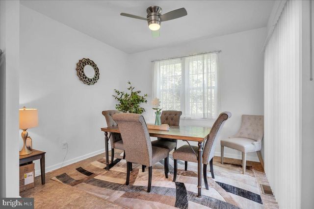 465 DOGWOOD DR, Deptford, NJ 08096