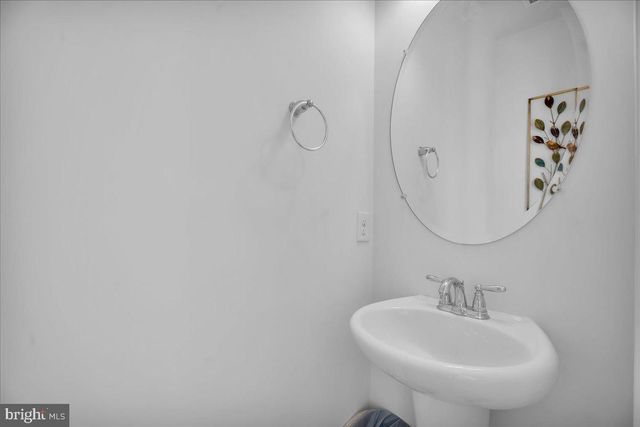 465 DOGWOOD DR, Deptford, NJ 08096