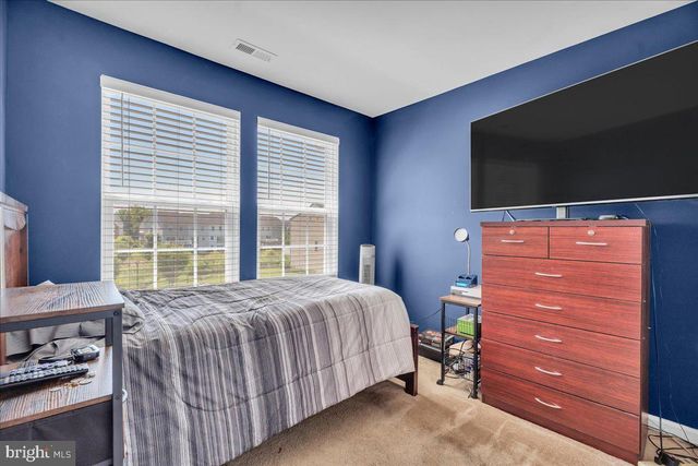 465 DOGWOOD DR, Deptford, NJ 08096