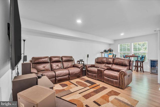 465 DOGWOOD DR, Deptford, NJ 08096