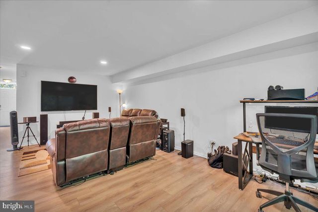 465 DOGWOOD DR, Deptford, NJ 08096