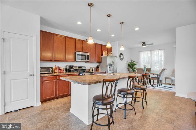 465 DOGWOOD DR, Deptford, NJ 08096