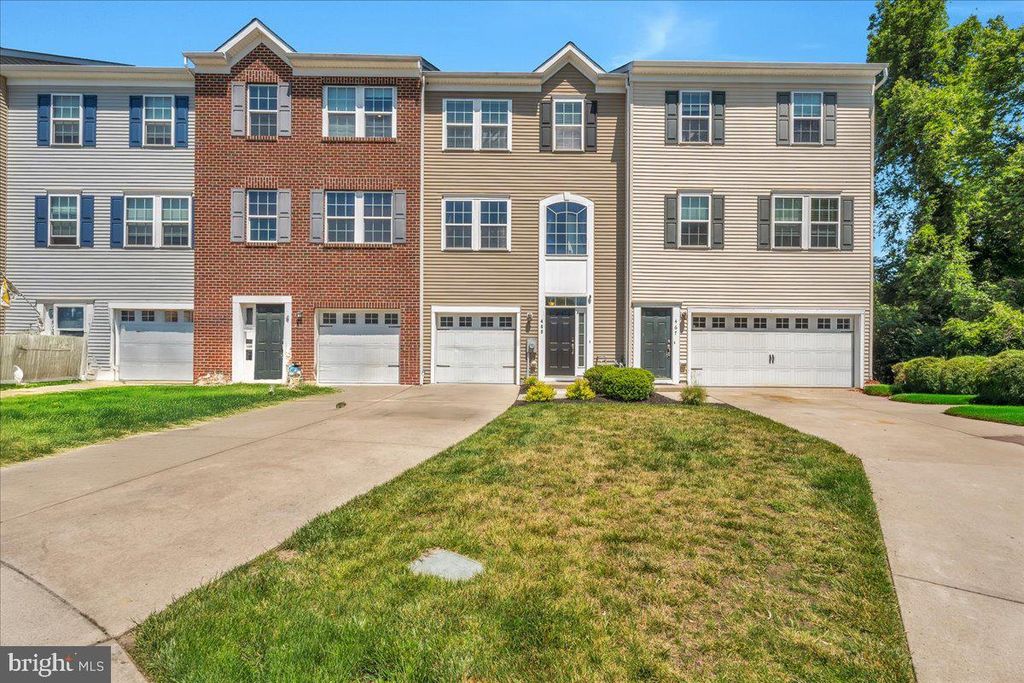 465 DOGWOOD DR, Deptford, NJ 08096
