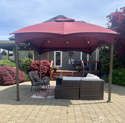 5433 Elder Road, Ferndale, WA 98248